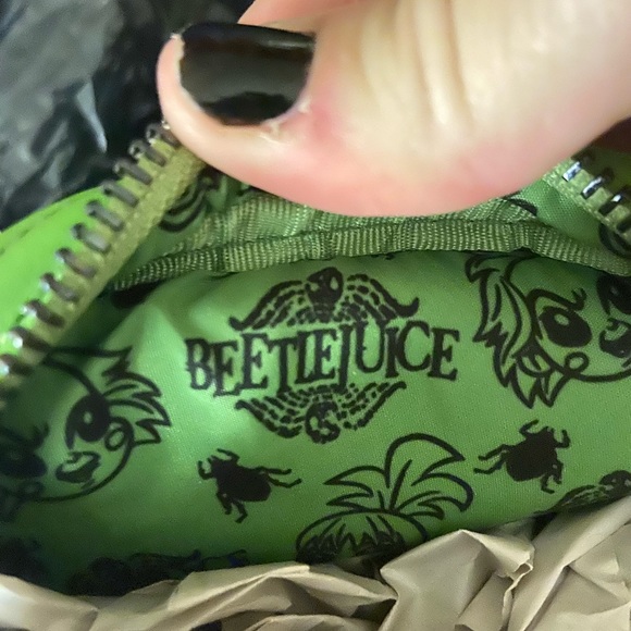 Beetlejuice loungefly - Picture 4 of 4